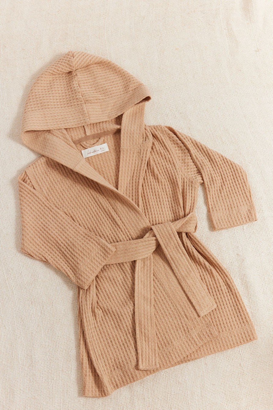 Kids Girl and the Sun | Kids Carmen Robe-Beige Waffle