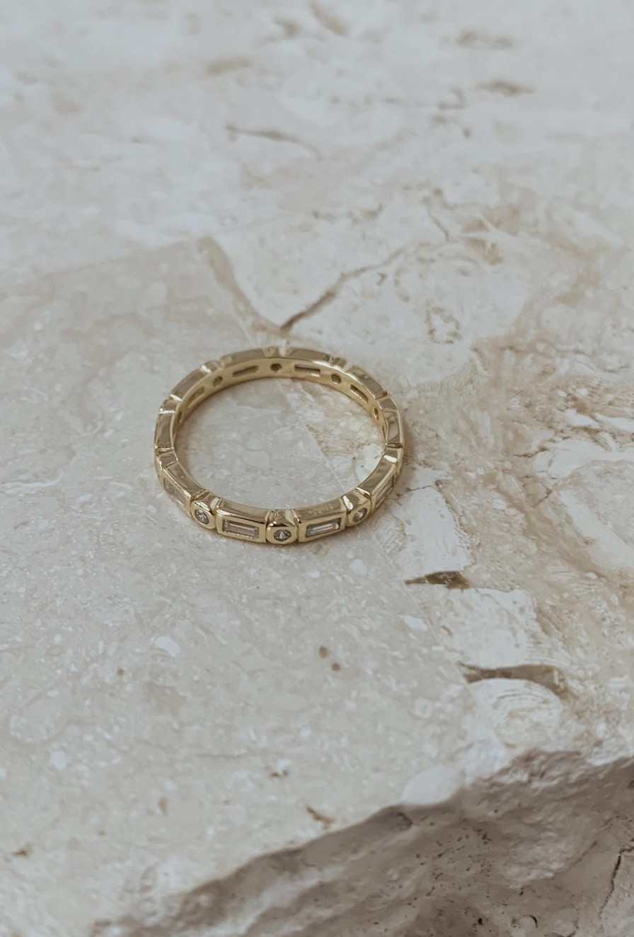 Women Girl and the Sun Jewellery | Infinity Ring