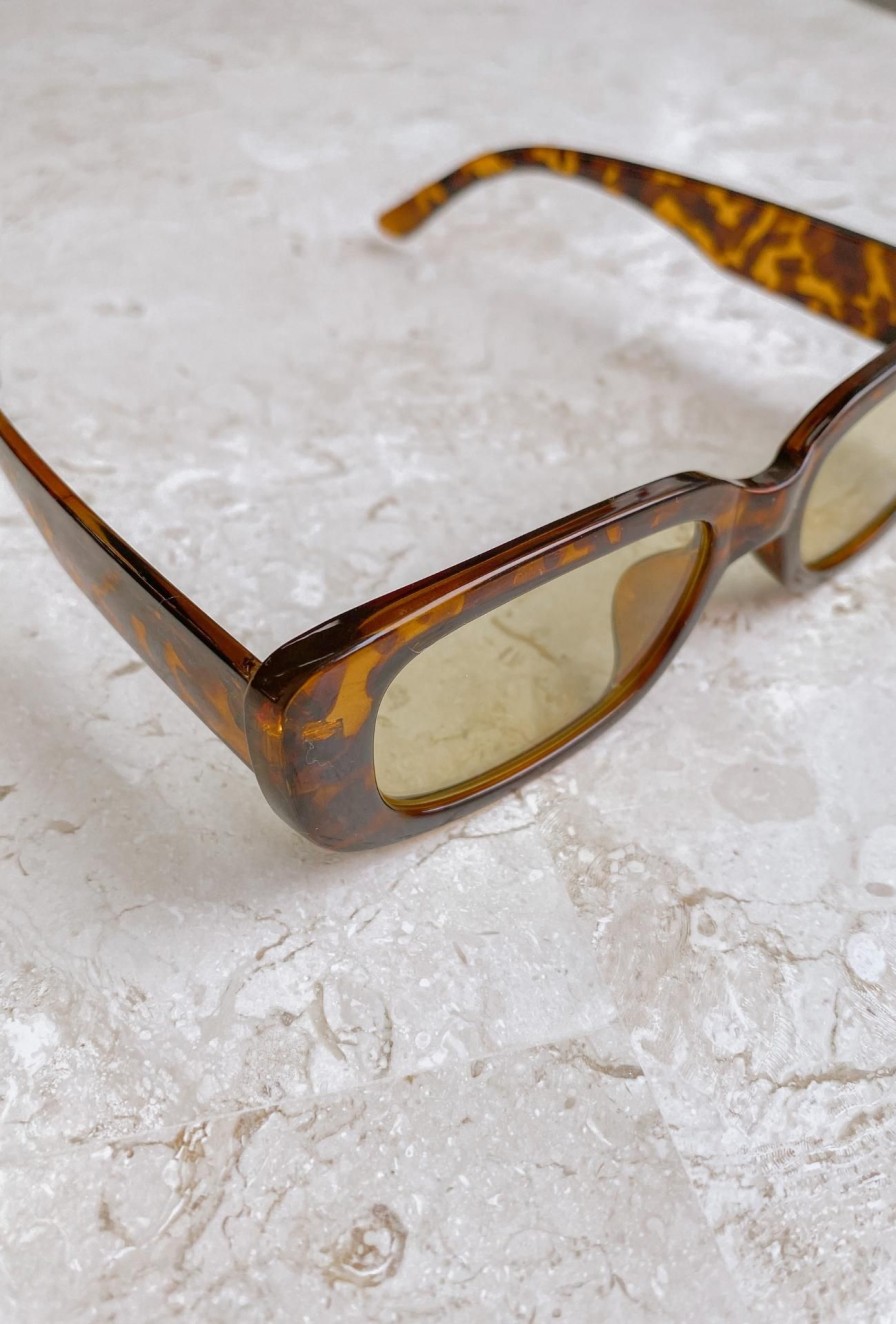 Women Girl and the Sun Other Accessories | Anna Square Sunglasses Shades-Tortoiseshell